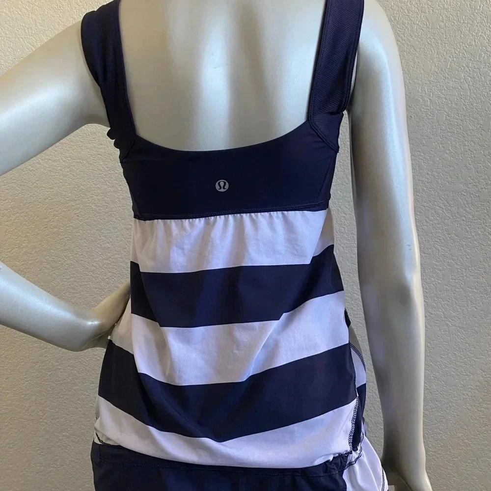 ❤️ Lululemon Run Chase Me Tank Stripe White Indigo Womens 6